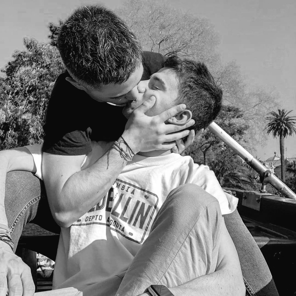 Johnnie McLean 🏳️‍🌈 tweet media
