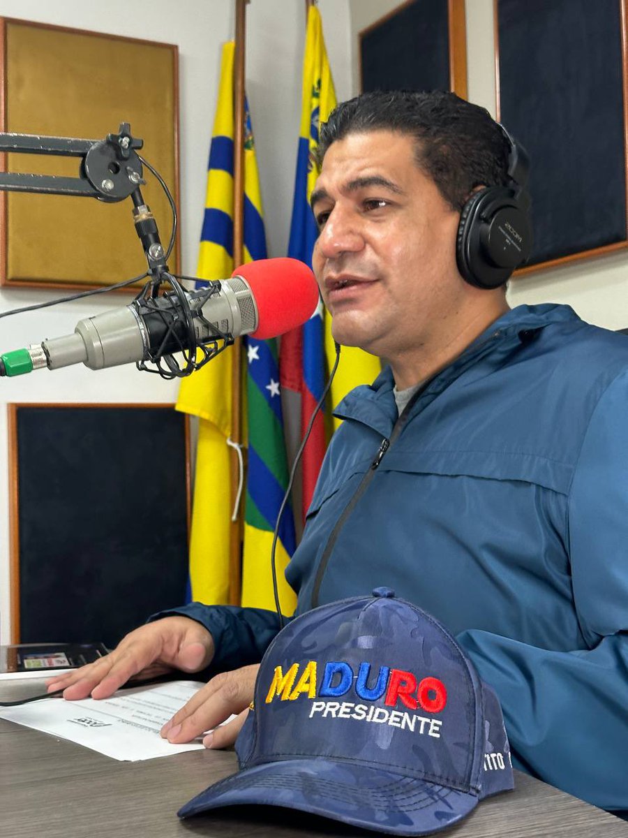 Buenos días y bienvenidos a la edición 212 se Aquí Se Habla de Poder, estamos en vivo por todas nuestras redes sociales, especialmente en telegram: t.me/titoviedo 

#PuebloSonrienteYEnPaz