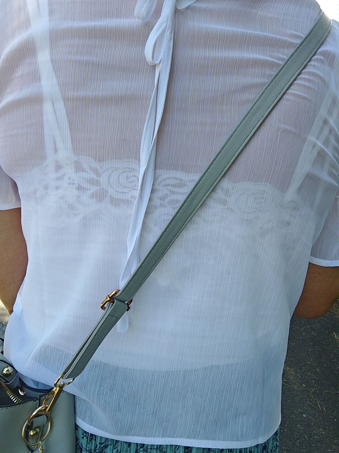 女装スリップ姿 