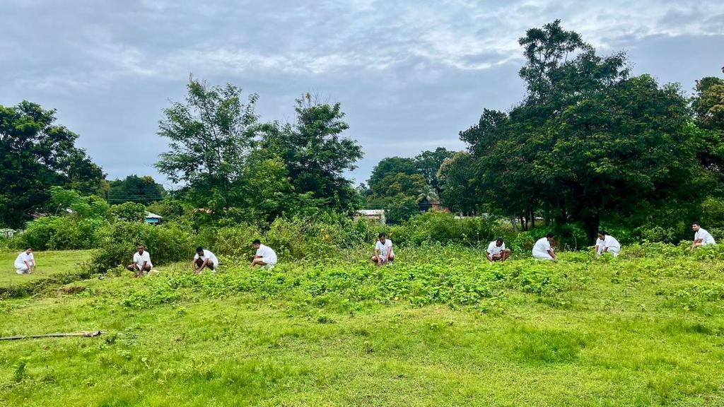 6thAPBn's tweet photo. With the objective of Growing the Tree Economy of Assam by increasing the Tree Outside #Forest (ToF) areas, 6th APBn, Kathal launched (1070 saplings) the AMRIT BRIKSHYA ANDOLAN-2024 &amp; "EK PED MAA KE NAAM".
@CMOfficeAssam 
@gpsinghips 
@HardiSpeaks 
@KangkanJSaikia 
@assampolice https://t.co/d21zEiJQZy