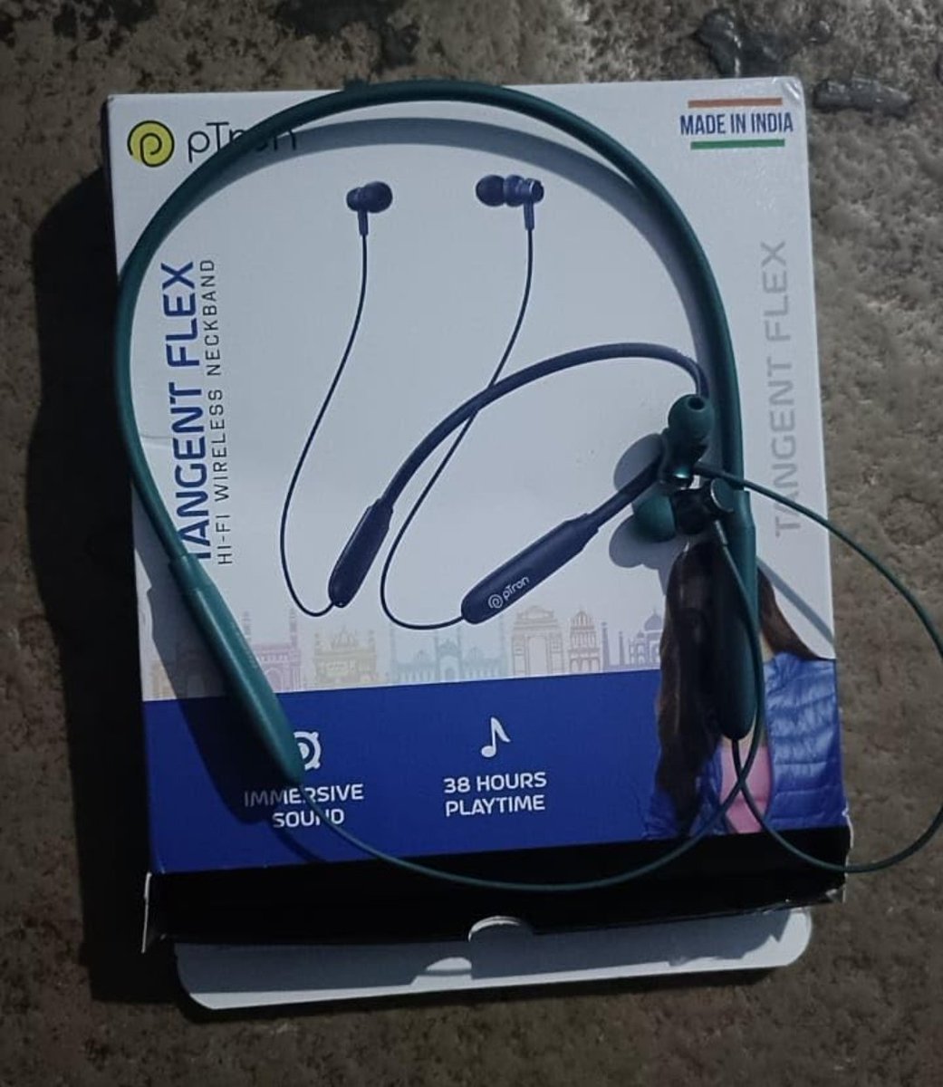 ashuayush0's tweet photo. Best neck band in the market and all worth every penny it even cheaper than other competitors, sound quality is great and clear , battery backup is also best @pTronIndia https://t.co/BtTQxQUPpR
