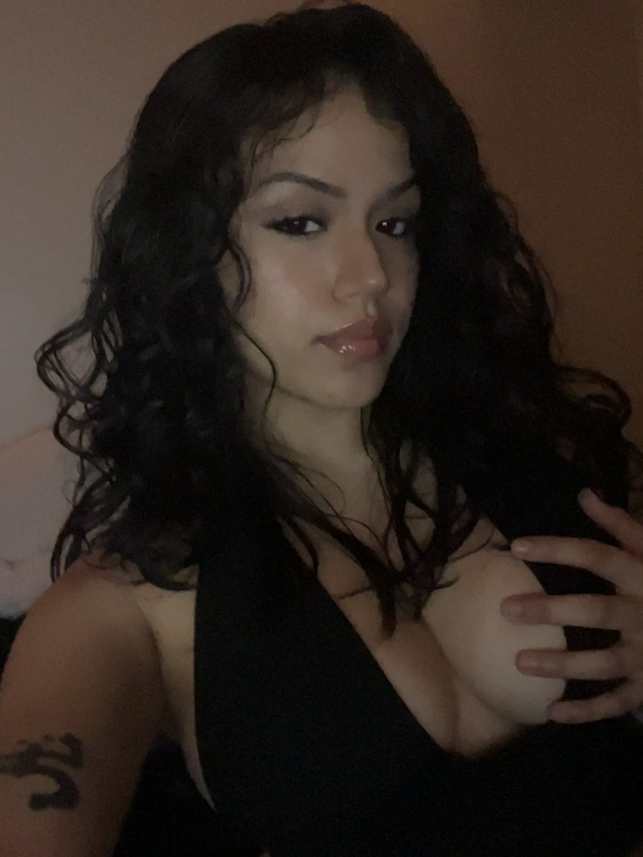 SHORTlRICAN's tweet photo. #stillsexy https://t.co/aIi2pqpIZl