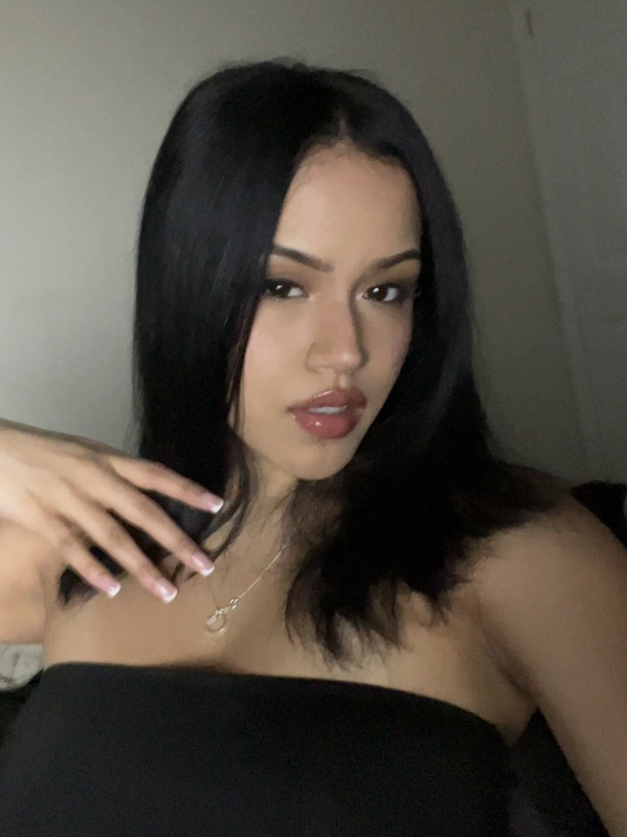 SHORTlRICAN's tweet photo. #stillsexy https://t.co/aIi2pqpIZl