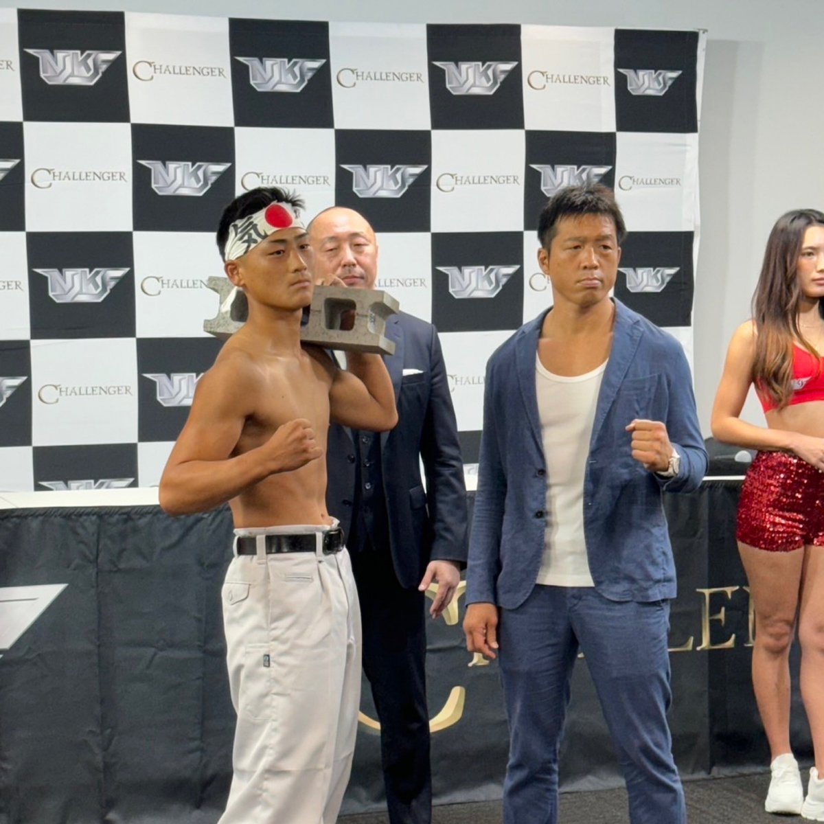 SHOOT_BOXING's tweet photo. ／
『NJKF CHALLENGER』
SBより基山幹太、参戦決定📣🔥
＼

🟥健太(WBCムエタイ日本統一ウェルター級王者)
vs
🟦基山幹太(SB日本ライト級2位)

🗓2024年9月15日(日)
🏟東京・後楽園ホール
📝https://t.co/sOGDURV2YE https://t.co/CvjQYKf67A