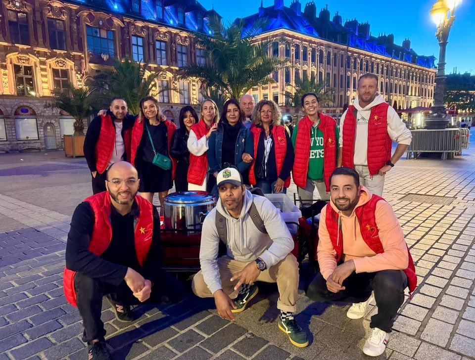 ElhossainAms's tweet photo. 🎯 Chaque vendredi, notre objectif principal est de rencontrer nos amis de la rue qui ne fréquentent plus les dispositifs d’accueil et d’hébergement.

🤗 Nous aspirons à combattre l'isolement et à tisser un lien social fondé sur l'écoute, le dialogue et le respect. https://t.co/ewwCd3McJP