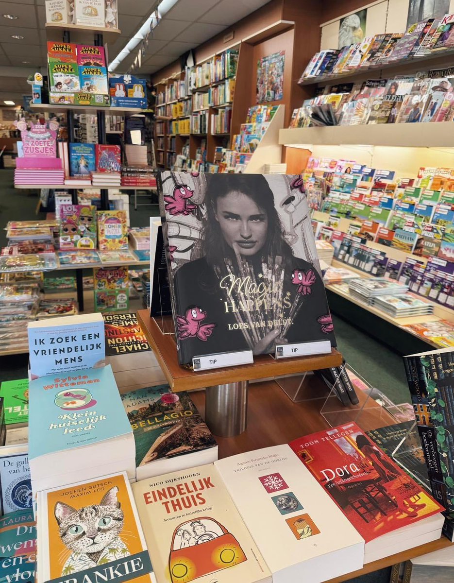 Loes van Delft tweet media