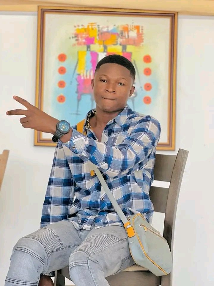 b_ytin's tweet photo. Happy birthday 🥳to my self 🥳 https://t.co/JUXgSCckgW