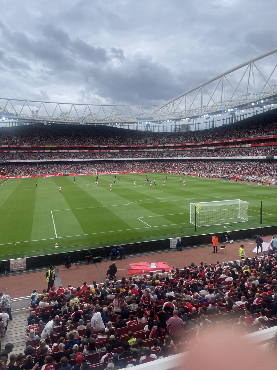 Maybe I was just lucky but had a brilliant night out in London yesterday. Football packed with families from all over the world and then Tollington Fishbar just packed with young, cool people. Zero racist cunts