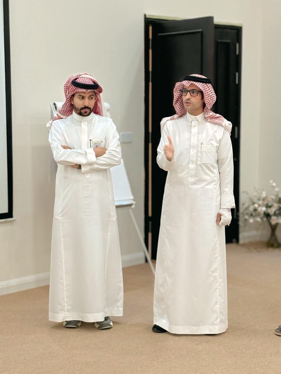 n1cluster's tweet image. #خبر | 📃
ضمن مستهدفات الحزم التدريبية في مجال الخدمات المالية وتطبيقاتها أختتمت الادارة التنفيذية للشؤون الأكاديمية والتدريب بـ #تجمع_الحدود_الشمالية_الصحي أعمال الدورة التدريبية ( إعداد القوائم المالية وفقاً لمعايير IFRS,IAS ) والتي استمرّت لمدة ثلاث ايام ، وقد استهدفت مسؤولي…