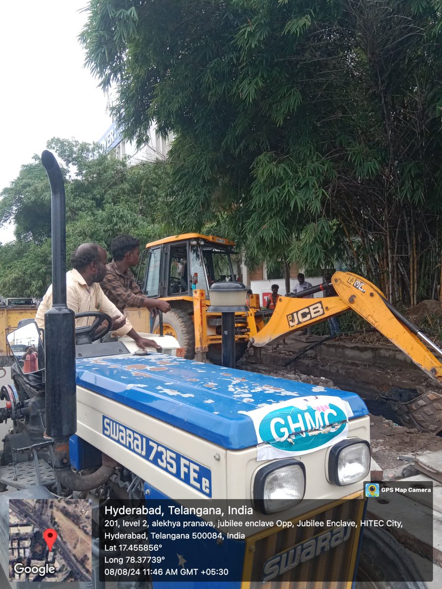 #swachadanam #pachadanam Inspection of DC sir, WAO, AE near jublienclave kaman, madhapur ward, chandanagar circle -21, slpz, ghmc.<a href="/GHMCOnline/">GHMC</a> #nala #desilting #waterloggingpoint