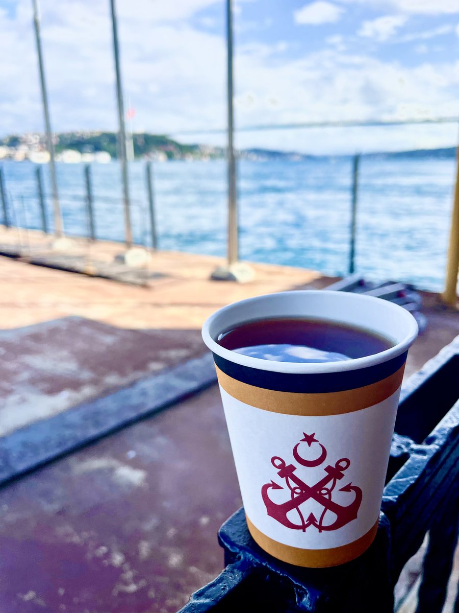 İskelede çay keyfi. ❣️