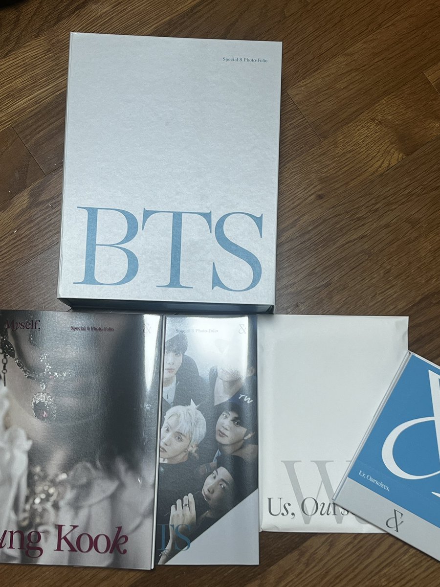 chilppang's tweet photo. BTS Special 8 Photo-Folio Me, Myself, and Jung Kook 'Time Difference' + BTS 'we'
방탄소년단 정국 포토북 양도합니다. (+단체)

일괄 5.0 

메인트윗 확인 후 연락 부탁드립니다. 

BTS RM 남준 알엠 JIN 석진 진 SUGA 윤기 슈가 J-HOPE 호석 제이홉 JIMIN 지민 V 태형 뷔 JUNGKOOK 정국 https://t.co/382g225DKW