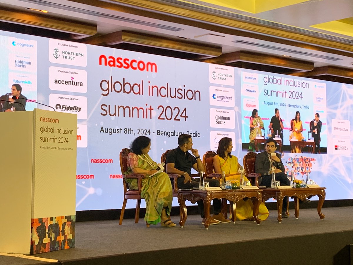 ekapil_kapil's tweet photo. #GIS2024 @nasscom @NasscomEvents 

#GenAI will have biases, will need to figure out how will we overcome. But a $300B market size is inevitable… 

#CXfirst @FivesDigital https://t.co/ryIWpzwPwy