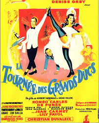merlinpapin3's tweet photo. .@FredOL69007 #PremièreFoisauCinéma

#MarioDavid dans La Tournée des grands ducs d'André Pellenc (1952) il avait 25 ans https://t.co/qI2obyT35x