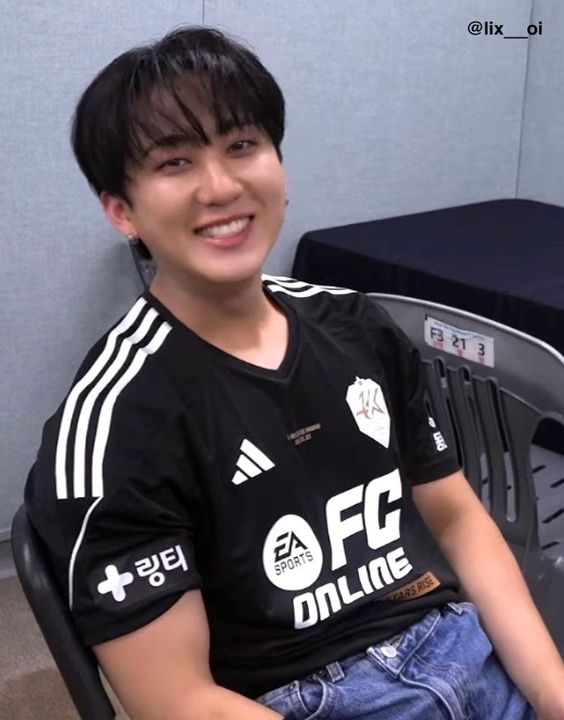 HyunIN Priest tweet media
