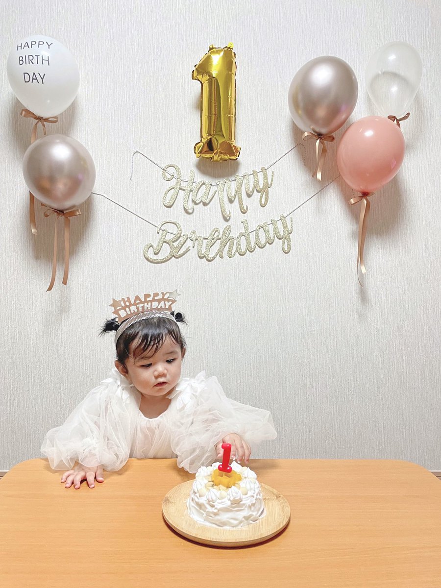 kaedebuu15's tweet photo. 次女👶🏻🧡 ʜᴀᴘᴘʏ 𝟭𝘀𝘁 ʙɪʀᴛʜᴅᴀʏ︎︎ 🎂  ̖́-

毎日癒しをありがとう🫶🏻
これからも健康ですくすく成長してね
アイシテル😚💞💞 https://t.co/1Y3jKHr3bw