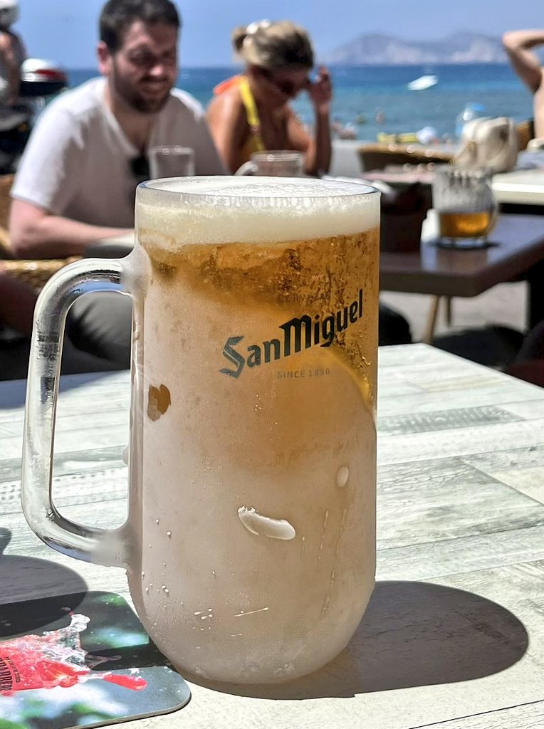 PintsBeauty's tweet photo. San Miguel in the Benidorm - €3.50 🍻🇪🇸 https://t.co/Gg8MIKqxxC