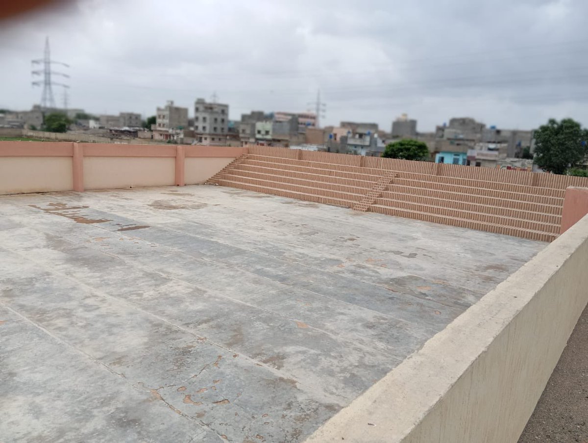 KmcPakistan's tweet photo. Action defines vision.

A joint visit was carried out by CLICK and the KMC Engineering Department to survey the football stadium in Baldia Town, District Kemari, on the directions of the Mayor of Karachi, @murtazawahab1. https://t.co/X7F26kQgsT