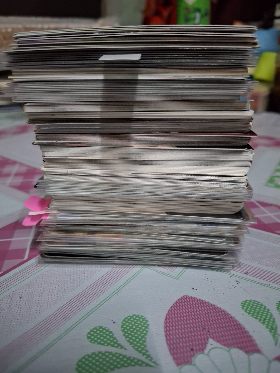 hoshiseyesmile's tweet photo. Freebies for SEVENTEEN TOUR 'Follow' Again to Cinemas SM MEGAMALL BLOCK SCREENING

✧˚ aug 24
✧˚ very limited qty only
✧˚ loc tba
✧˚ horanghae to claim 
✧˚ just like + rt, no need to follow

#FOLLOW_AGAIN_TO_CINEMAS #SEVENTEEN https://t.co/xr2fS9nfRn