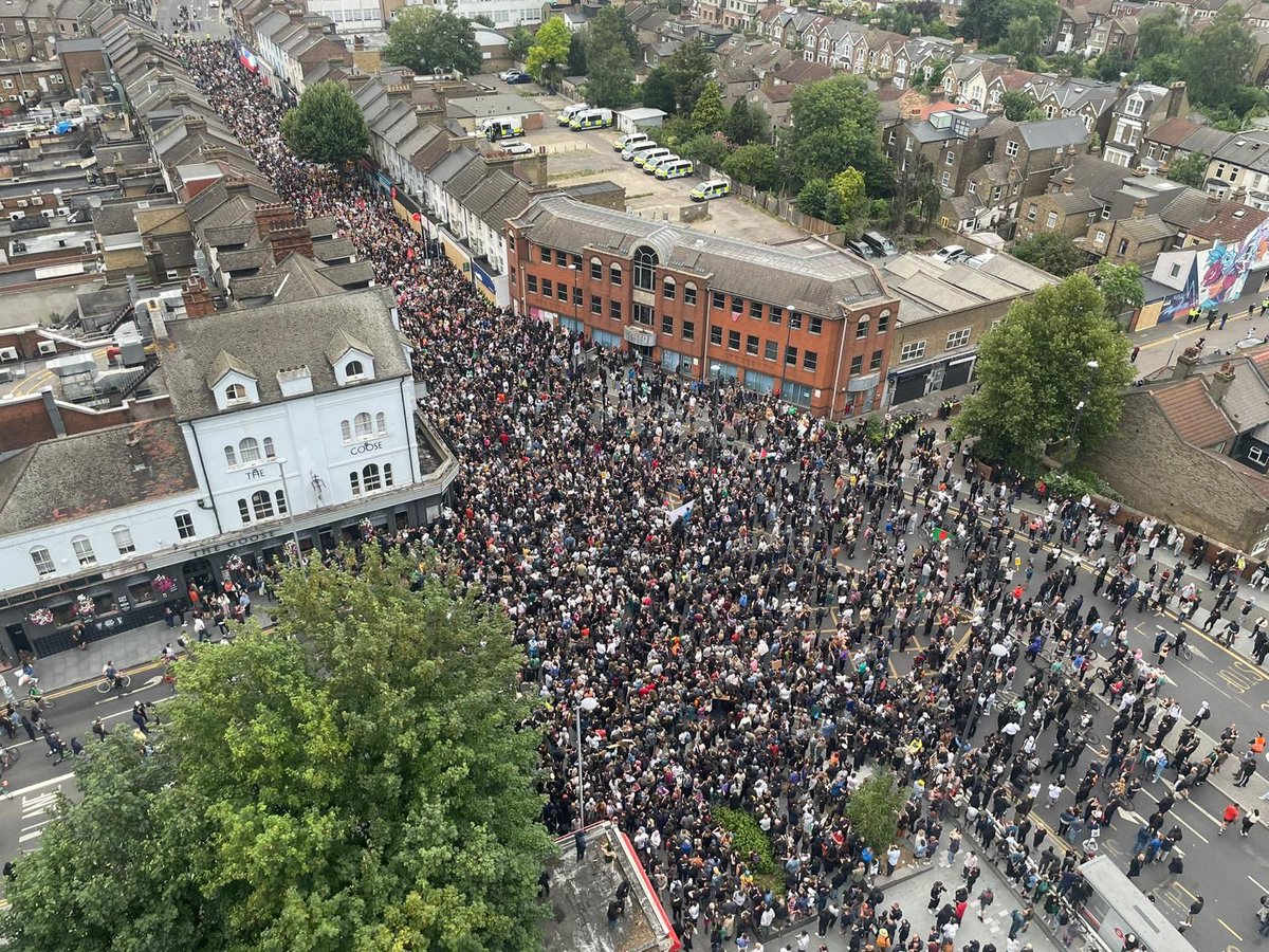 Whether the far right 30-100 planned riots were scared away, or never really real - the outpouring of peaceful counter protest up and down the country was heartwarming, particularly considering the scenes this last week.

I'm very proud of Walthamstow for playing it's part 🤍