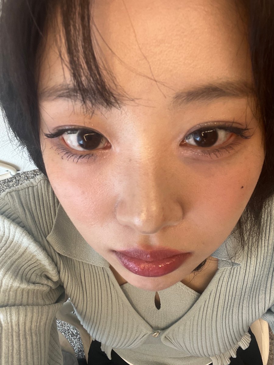 🐰💌 080824

- playing at a café