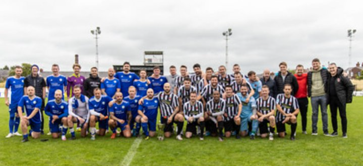 chorleyawaydays's tweet photo. ON THIS DAY 2️⃣0️⃣2️⃣1️⃣

Memorial match for @chorleyfc and @FCHTOnline LEGEND - James Dean

More than 1000 supporters attended the match and raised money for such a good cause .

A great day and hopefully both teams can do this match again
#RIPDeano #FcHalifax #Chorleyfc https://t.co/8SUpjOh2Y5