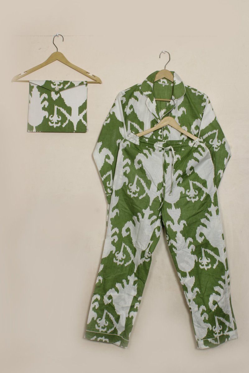 CAndcrafts's tweet photo. #longpajama #sleepwear #nightwear #bridegift #womandress #softpajama #cottonpajama https://t.co/Hw3Xt9sczi