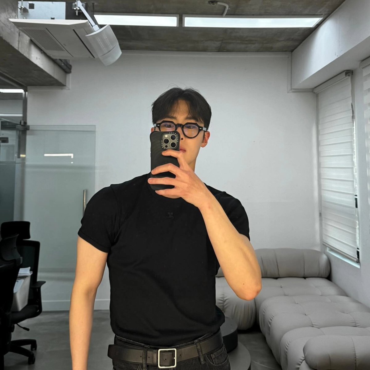 gusal0513's tweet photo. 2024.8.8 이재욱 인스타
#이재욱 #재욱 #leejaewook #jxxvvxxk #leejaewookfans #재욱해 #재욱바라기 #재욱하자 #재욱하세요 #イジェウク #李宰旭 #อีแจอุค https://t.co/nZ7ksYb5WX