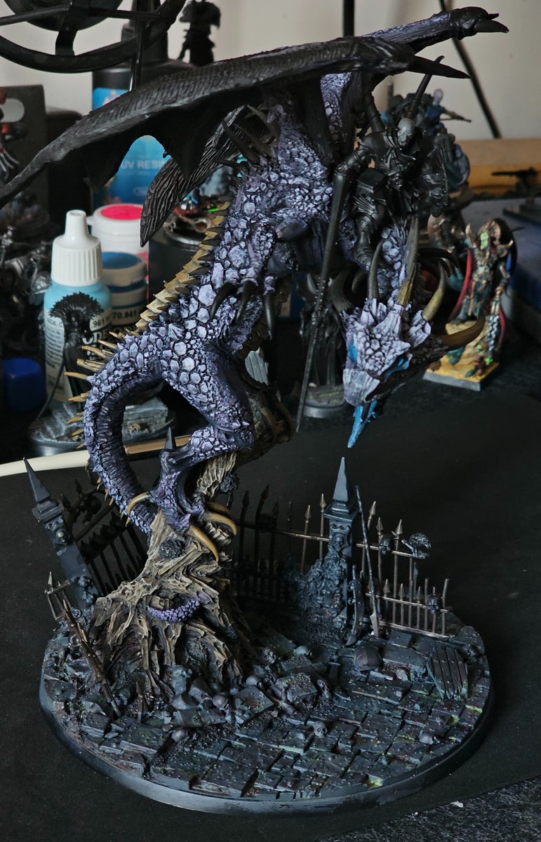 ChrisFrosin's tweet photo. A little more work on Zombie Dragon this morning over a cuppa.
Sertekh-Ra is keeping and eye on proceedings in the background ๐คฃ๐คฃ
#SBGL #TombKings #NewAoS
#WarhammerCommunity https://t.co/eMNFe9Z3m8