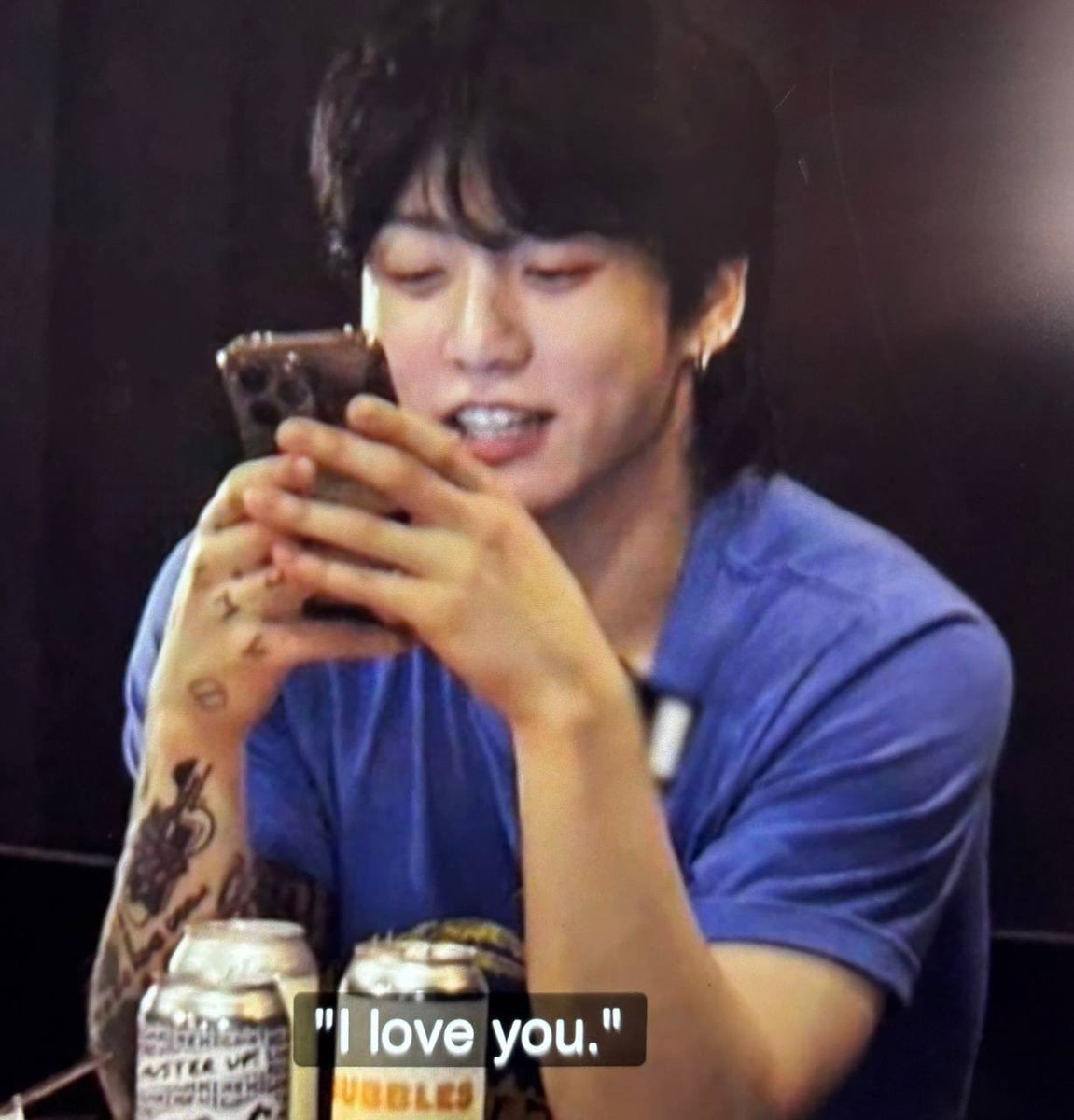 🐰: я люблю тебя 

НЕ ТРОГАЙТЕ МЕНЯ ДО КОНЦА ДНЕЙ МОИХ