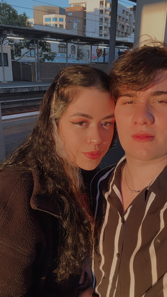 _angieardila_'s tweet photo. Hace un año le dije 'no quiero algo a distancia, vamos despacio'. Él en Uruguay, yo en Australia. Un año después estamos viviendo juntos en Australia, el esfuerzo de ambos para que se dieran las cosas nadie se lo imagina y acá seguimos, con muchos planes para rato💗 https://t.co/cP8oBXjAix
