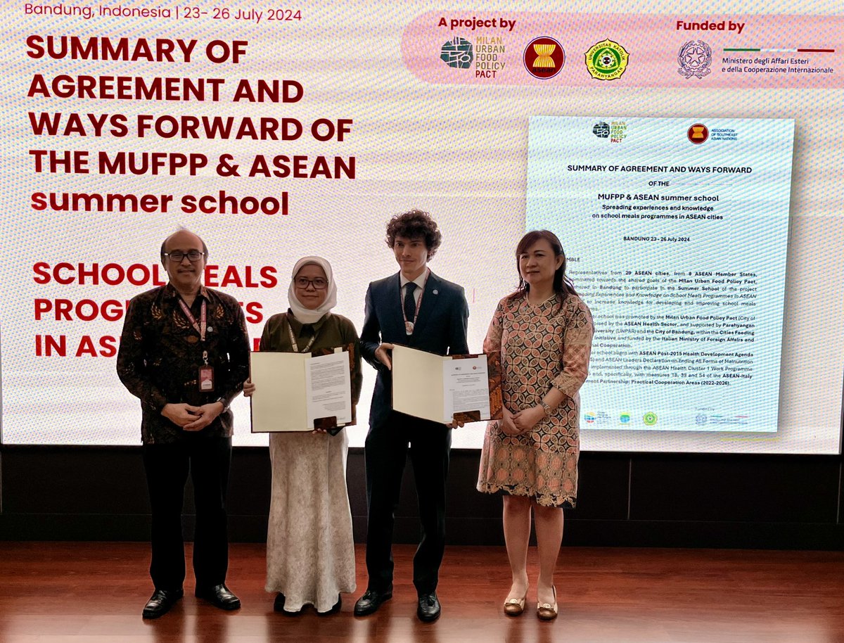 mufpp's tweet photo. At the closing session the “Summary of Agreement and Way Forward” of the summer school was adopted by the attendees and shared with the ASEAN Secretariat and MUFPP Secretariat to the further develop advocacy actions
#MUFPP #ASEAN #SchoolMeals
@ASEAN @SchoolMeals_ thanks @ItalyMFA https://t.co/NbH0049Akn