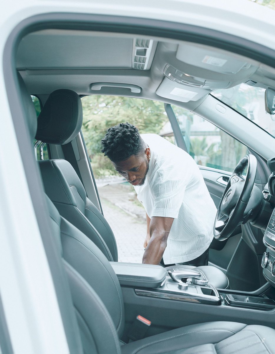 Shola 👑 tweet media