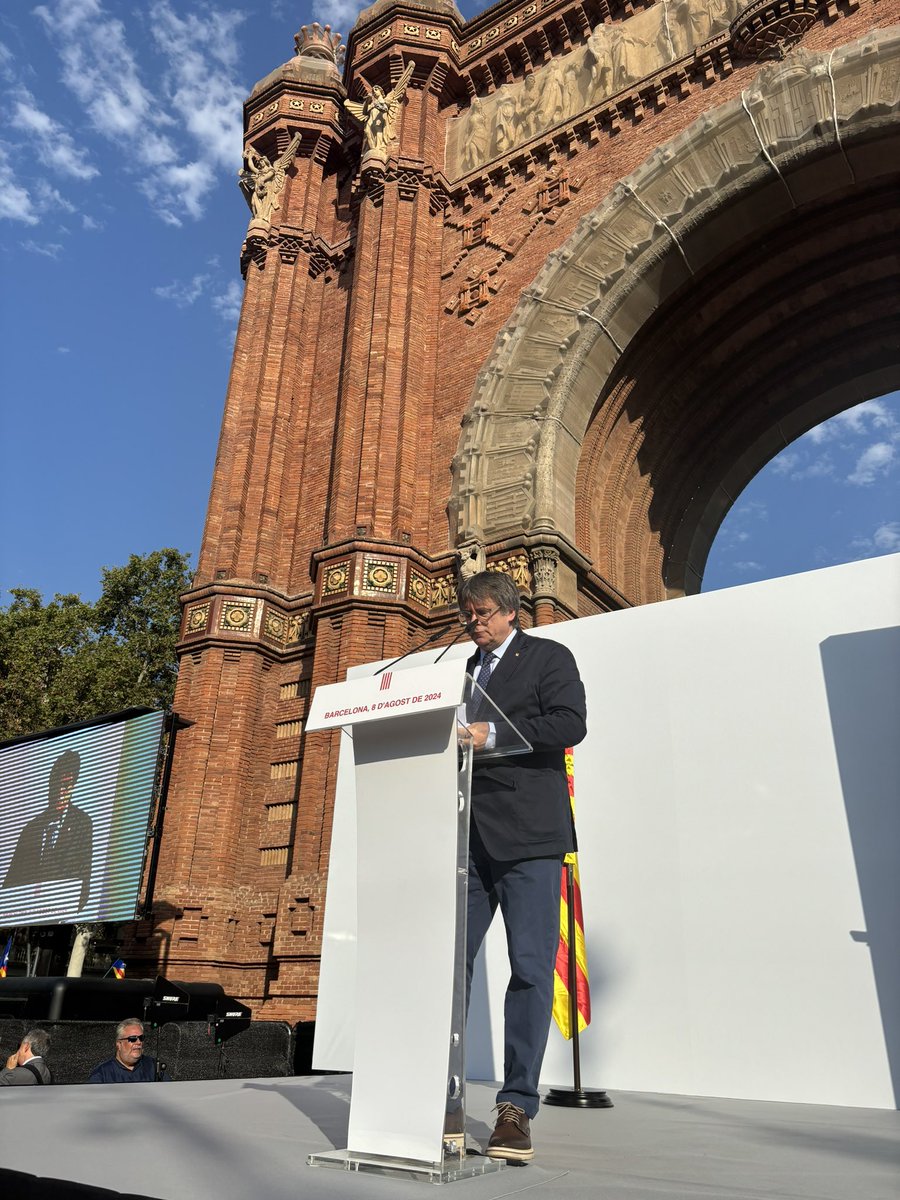 Anna Navarro i Descals (Schlegel) (@navarrodescals) on Twitter photo 