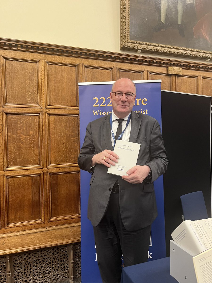 Gern mache ich (auch) Werbung für einen seit 222 Jahren existierenden Verlag mit ziemlich lesenswerten Büchern … <a href="/mohrsiebeck/">Mohr Siebeck</a> <a href="/mohr_religion/">Mohr Siebeck Religion</a>