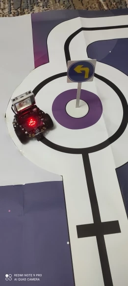 YahboomT's tweet image. 👏Very cool ! Shipping is very nice. I tried it immediately, the vehicle works.🥳
👉Got it:bit.ly/3YD982G
#MicrobitV2 #BBCMicrobit #MicrobitCar #STEM  #Codingrobot #Robotics #gifts #Robot #DIYROBOTIC #electronics #toys #kids #STEM #EducationalGifts #microbitrobot