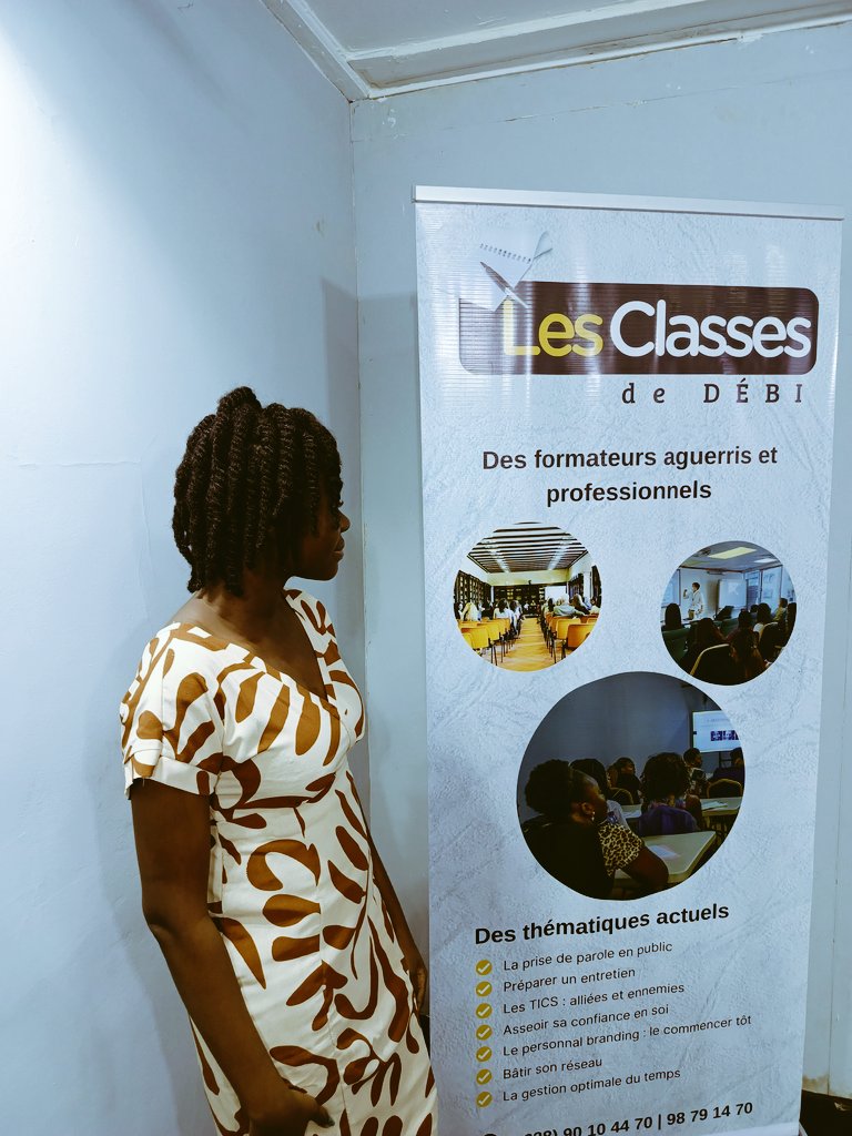 AMorouma's tweet photo. "Avoir confiance en soi c'est le travail de chaque jour", Ama Béatrice ALOVOR. C'était hier aux Classes de Débi. Je me régale avec cette formation☺️.
#confianceensoi #prisedeparoleenpublic #lesclassesdeDébi https://t.co/b7pS5QQmyE