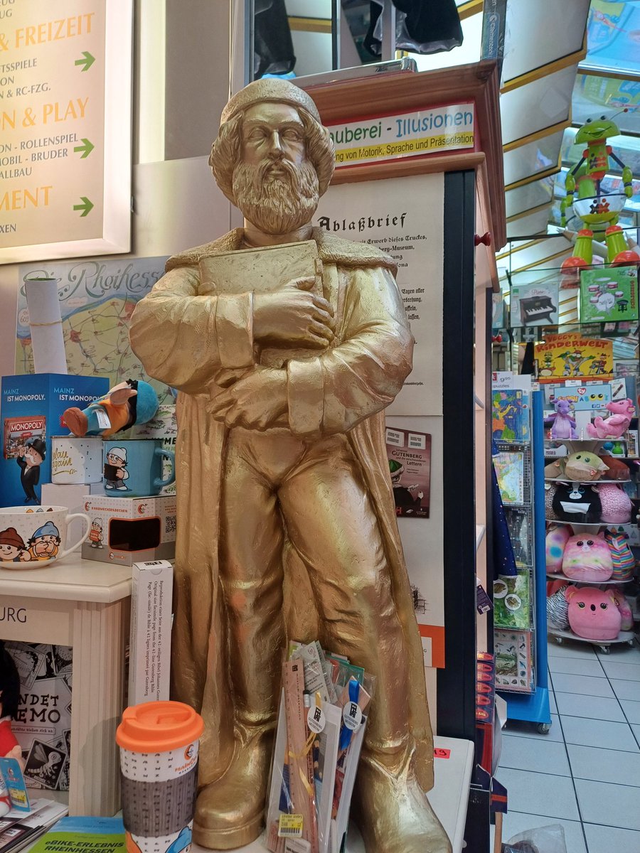 charlottewa88's tweet photo. @KaiDiekmann Guttenberg lässt grüßen https://t.co/mWlTV3L1Oi