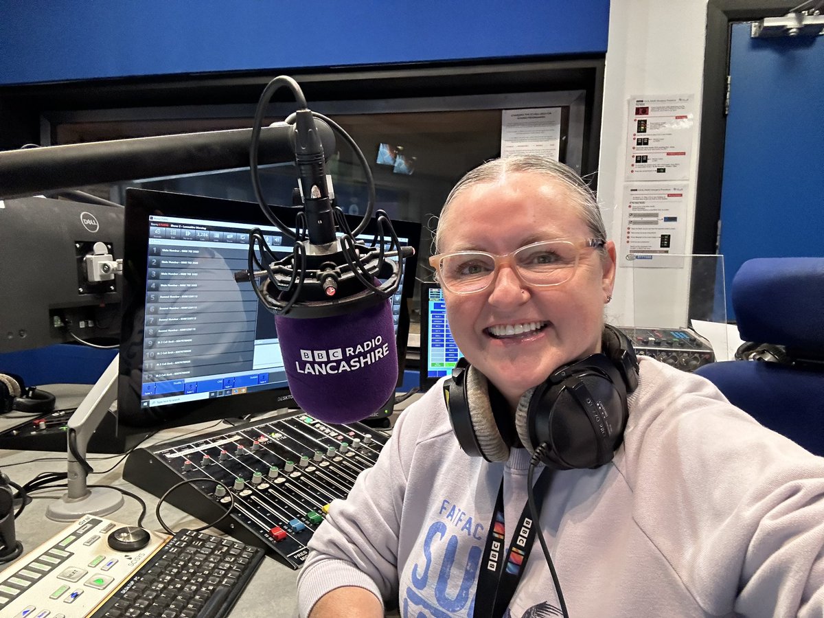 After 3 months off I’m back on air on <a href="/BBCLancashire/">BBC Lancashire</a> from 10:00 after Breakfast with <a href="/GrahamLiver/">Graham Liver</a> 🌹

What have you been up to?! WhatsApp me on 08000 321 333 starting with the word LANCS or call me for a chat 0800 78 33 583 ❤️

#lancashire #lovewhereyoulive #bbcradiolancashire