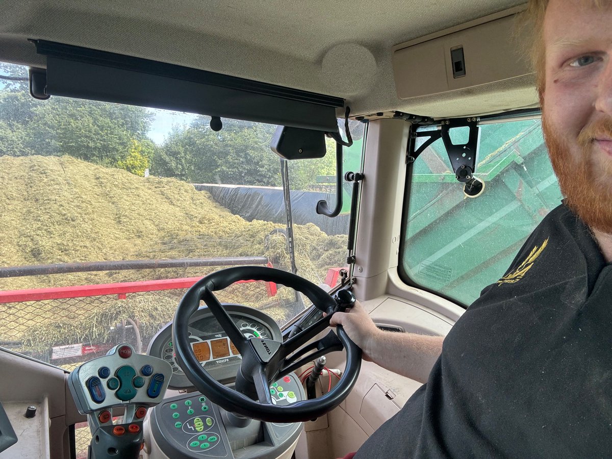 Chris Acaster tweet media
