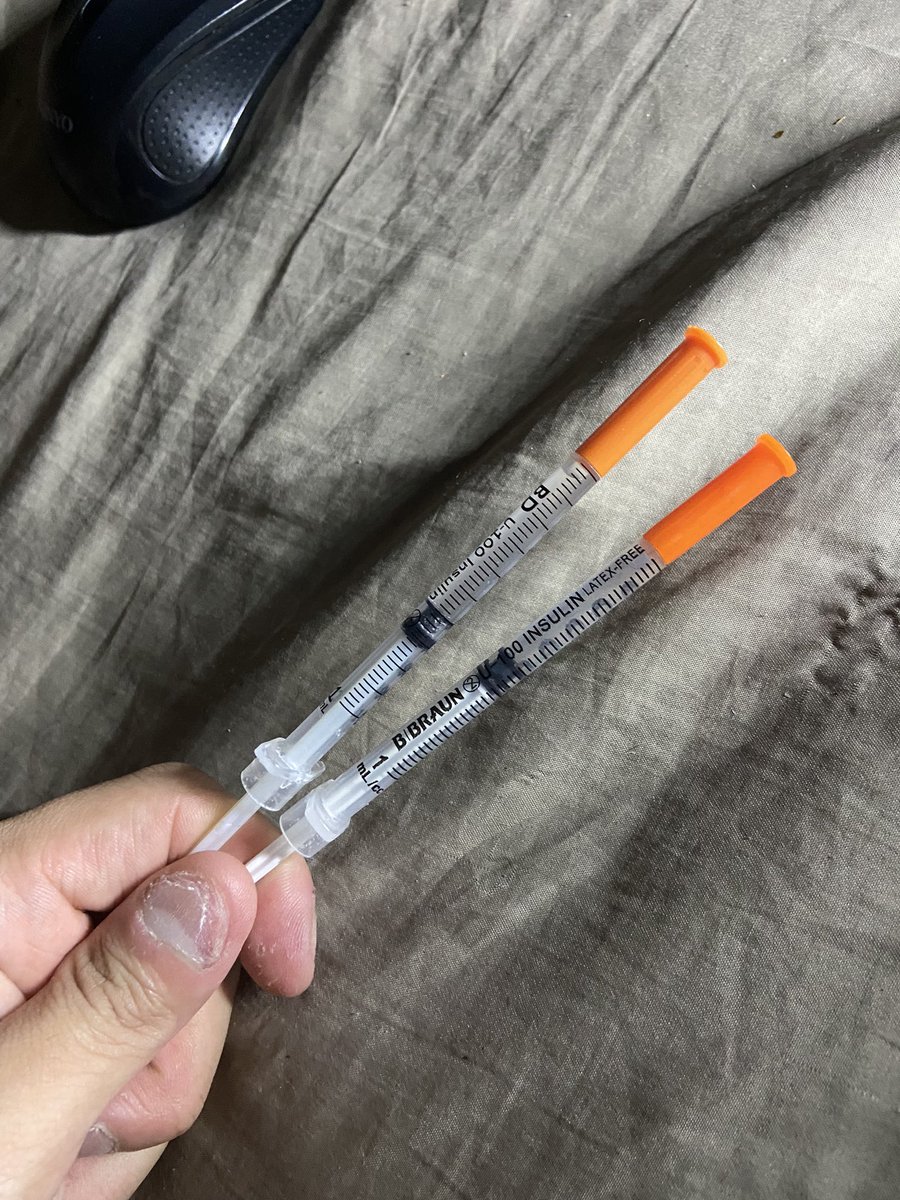 今日恩客 😭 4ht~🚀🚀🚀🚀
萬華自住有 少來神經病
還有那些用嘴巴耳朵去認識別人的
以上慢走不送～～