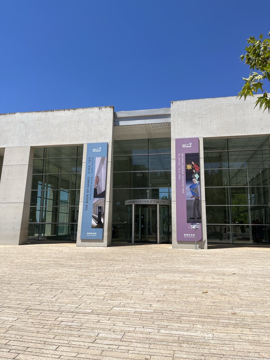 SweAmbIsrael's tweet image. Soon leaving Israel. Sad to say good bye and thank you to ⁦@AmbDaniDayan⁩ Thank you for amazing cooperation between ⁦@yadvashem⁩ and 🇸🇪 on Holocaust rememberance and our common fight against antisemitism. Yad Vashem is probably the world’s most important museum.