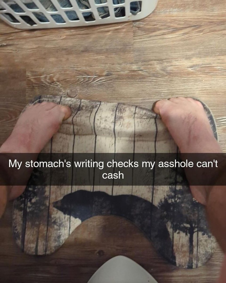 🕐HOURLY🕑 shitpost tweet media