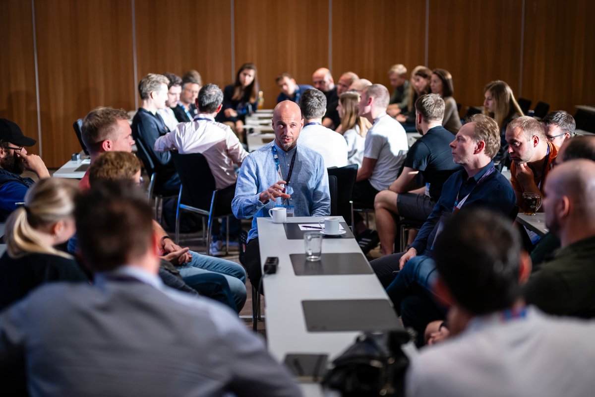 Imagine a private, high-level session with top experts like Mike King and Emilija Gjorgjevska, focusing on your unique challenges. Make your presence count!

⚠️ Limited Spots Available: ow.ly/nXbE50SRBFU

#smxadvanced #seo #ppc #roundtable