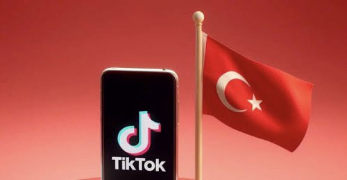 TBMM Dijital Mecralar Komisyonu Başkanı: 

♦️TikTok meselesi, Türkiye için bir ulusal güvenlik meselesidir.

♦️Milletimiz, TikTok'un kapatılmasını istiyor.

 #tiktokkapatılsın #ROBLOX