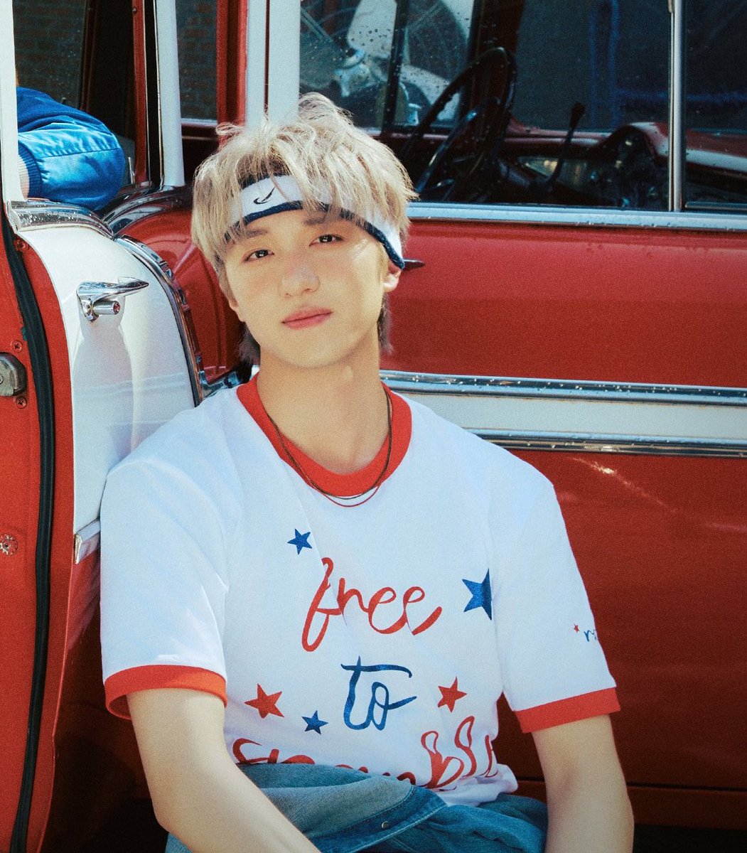 하 진짜 너무 예쁜데 지금 블러셔 한 거 맞지ㅜ 그치 ㅠ 아 진짜 넘 예뽀라ㅠㅠㅠㅠㅠ