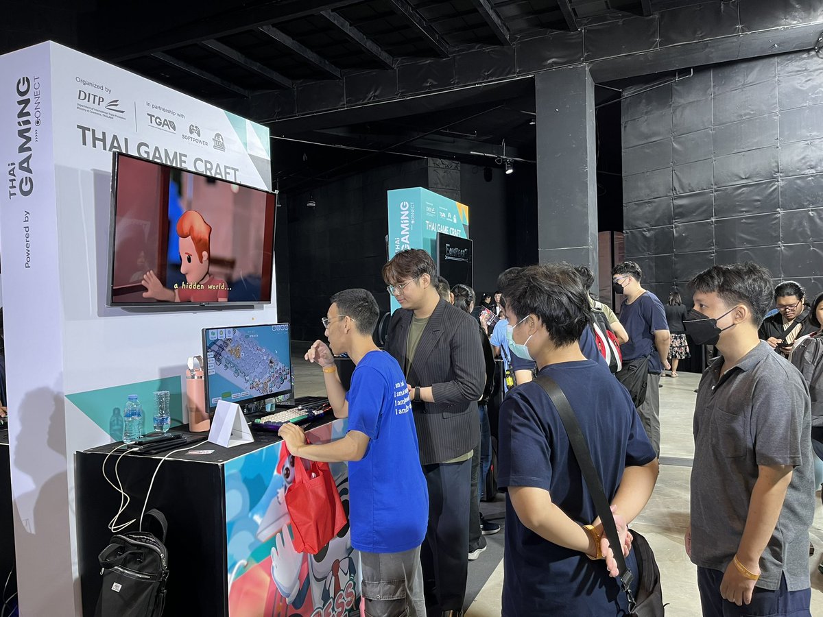 Last day of #ThaiGameCraft! Don’t forget to come visit us and build your dream keyboard in Press Me, a casual keyboard management game that allows players to build their dream keyboards!

📍 SPHERE HALL, 5M EMSPHERE

#pressme #am7interactive #emsphere