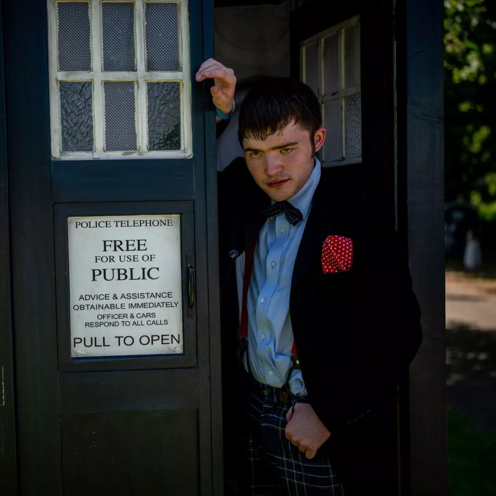 Worcestershire What's On (@whatsonworcs) on Twitter photo COMING UP: Embark on a journey through time and space with The Who Zone! πͺβ°
Seek out the iconic blue police box amid the <a href="/SudeleyCastle/">Sudeley Castle</a>'s ancient walls - and dare yourself to talk to a Dalek!
Find out more π tinyurl.com/28er6dbw COMING UP: Embark on a journey through time and space with The Who Zone! πͺβ°
Seek out the iconic blue police box amid the <a href="/SudeleyCastle/">Sudeley Castle</a>'s ancient walls - and dare yourself to talk to a Dalek!
Find out more π tinyurl.com/28er6dbw
