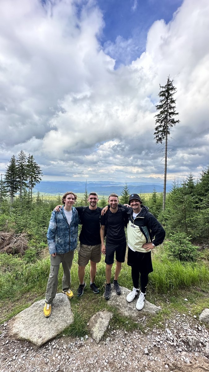 finteqhub's tweet photo. The FinteqHub Team recently traded their desks and laptops for kayaks and hiking boots. From conquering the Warta River’s rapids to tackling challenging Śnieżka mountain trails, the team showcased their adventurous side.

#team #fintech #igaming https://t.co/sKYuR1nhiu