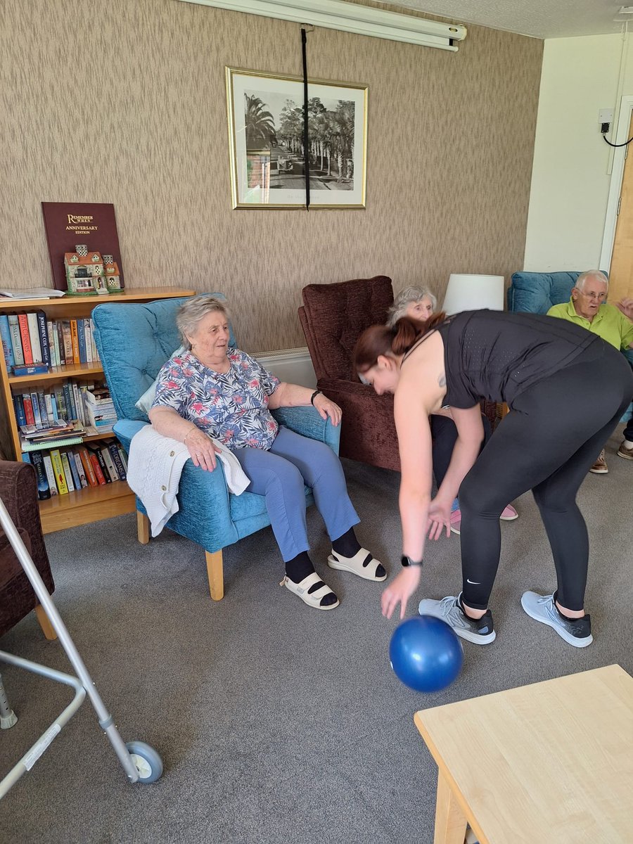 WoodsWynyard's tweet photo. We had a lovely afternoon at MOVE 4 HEALTH Exercise class, with refreshments 🍹 https://t.co/egUqRXeSIz